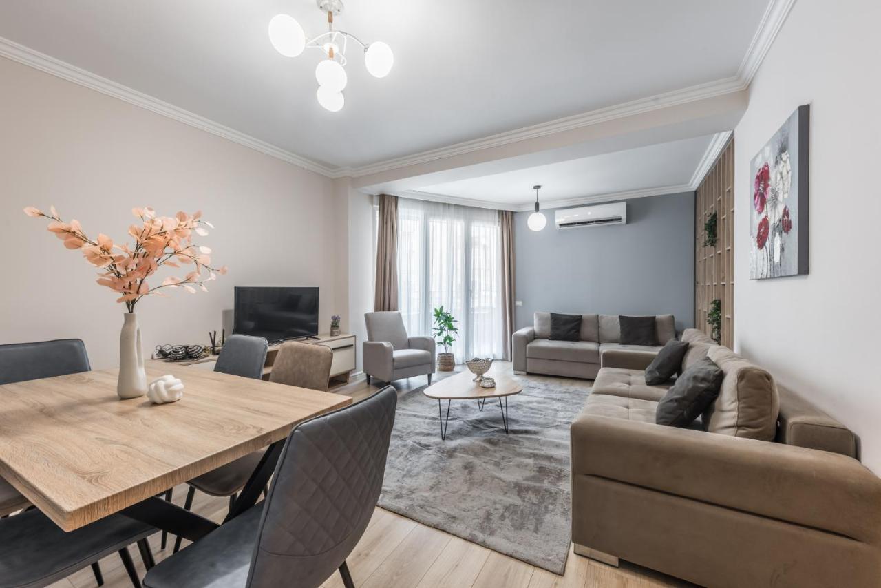 Dream Apartment - Fully Equipped Durres Bagian luar foto